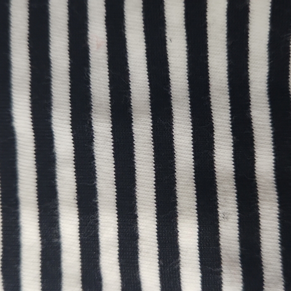 Guess top sz XS - Picture 4 of 4